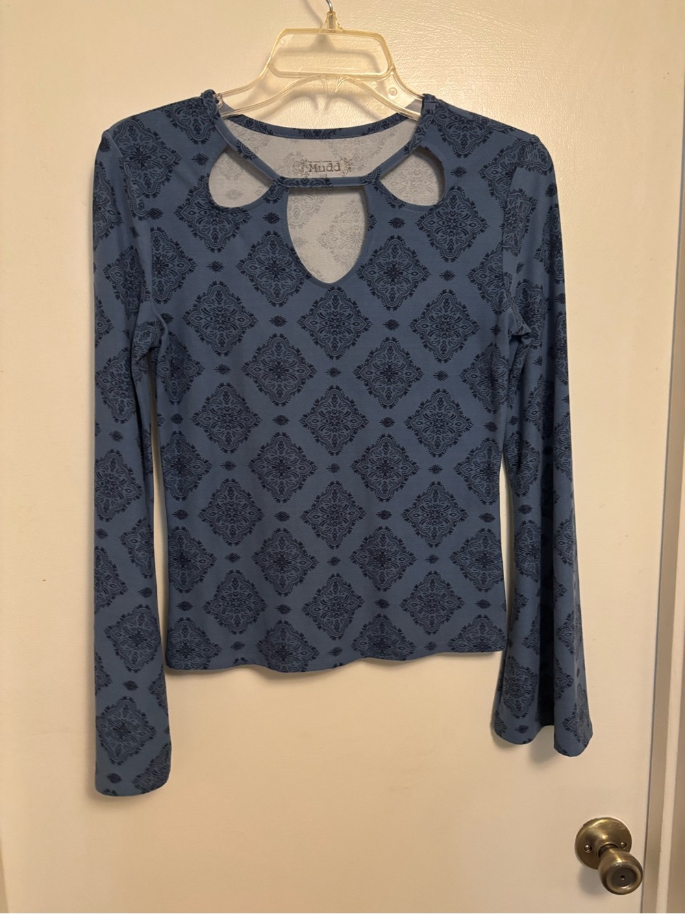 Mudd Blue Printed Butterfly-Sleeve Keyhole Tee
